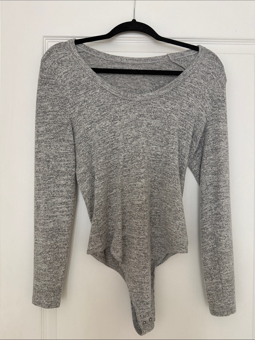 Abercrombie & Fitch Heather Gray Long-Sleeve Bodysuit